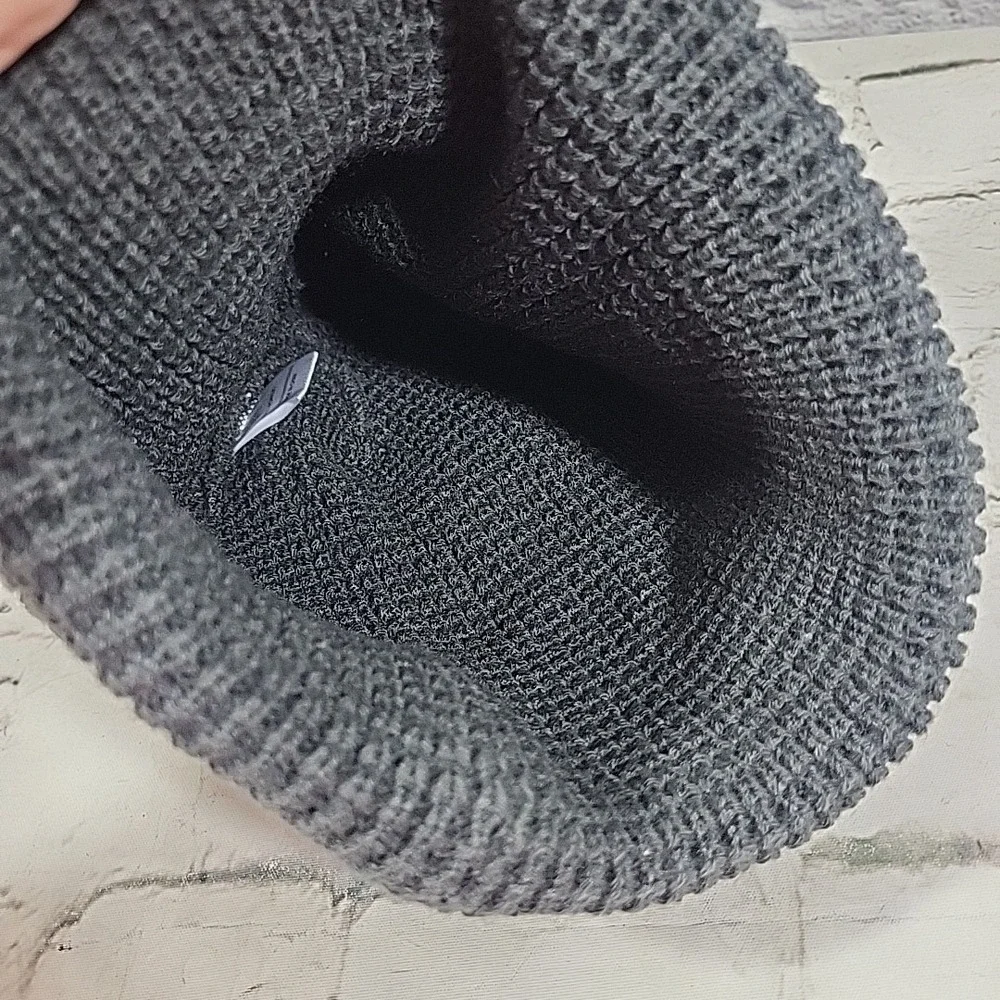 Subaru Waffle Knit Beanie Hat Unisex O/S Gray Mountain‎ Patch Adventure Ski Cap